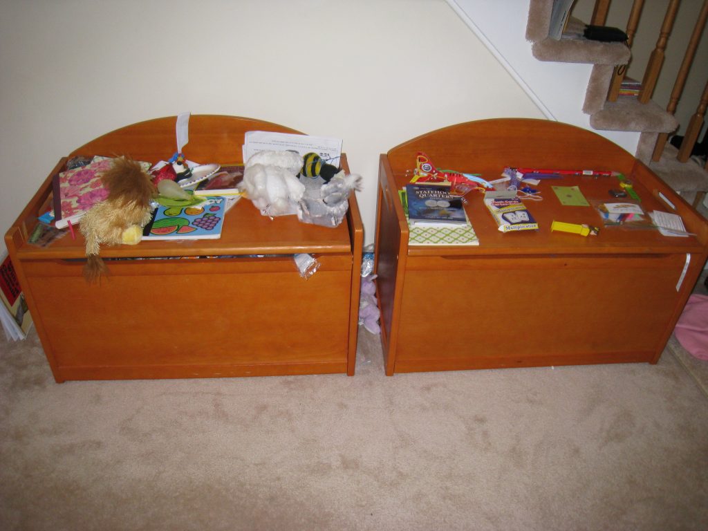 toy box, clutter, organize