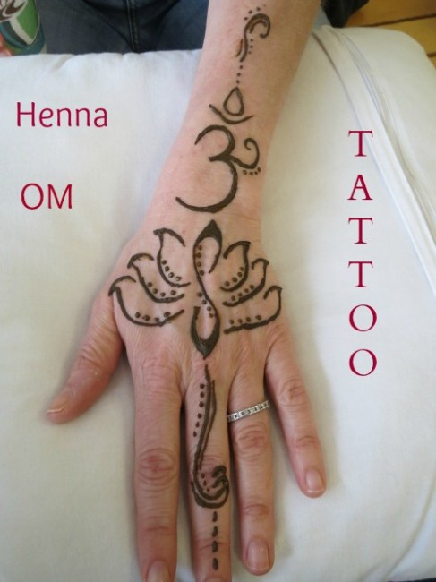 Om, henna, tattoo