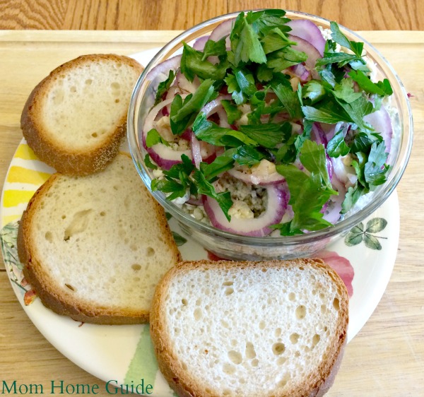 marinated blue cheese and onion spread 