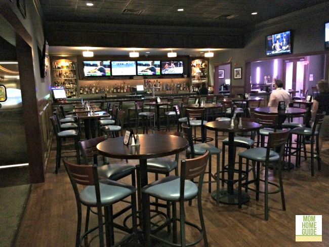 iplay America features a bar & grill and can be a fun party spot for moms and dads, too!