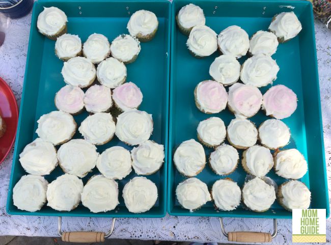 wedding dress cupcakes