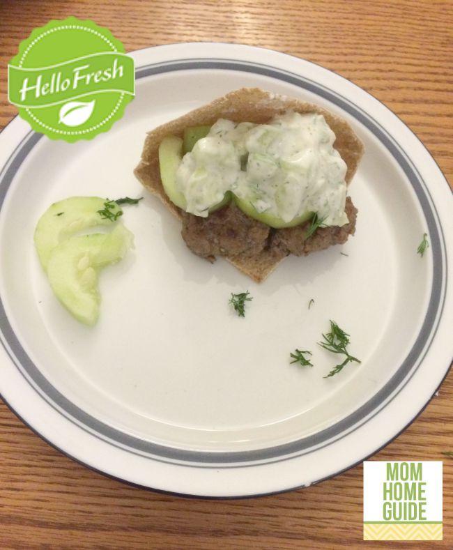 Greek burgers with yogurt cucumber sauce