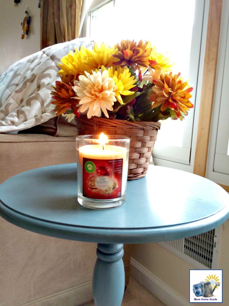 I adore the scent of the Air Wick Spiced Apple Crumble Scented candle. It's perfect for Thanksgiving!