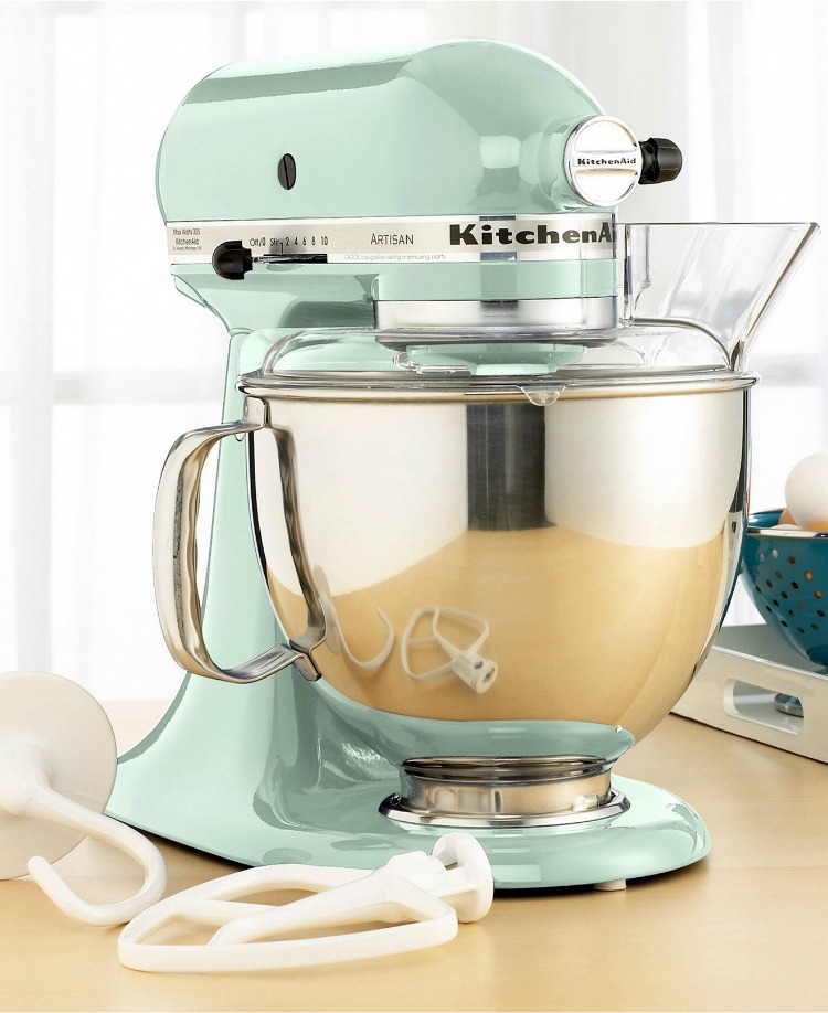 This beautiful pistachio KitchenAid mixer would be a great addition to my kitchen!