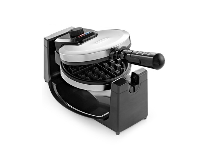 I would love to have this waffle maker to make my family waffles in the morning!