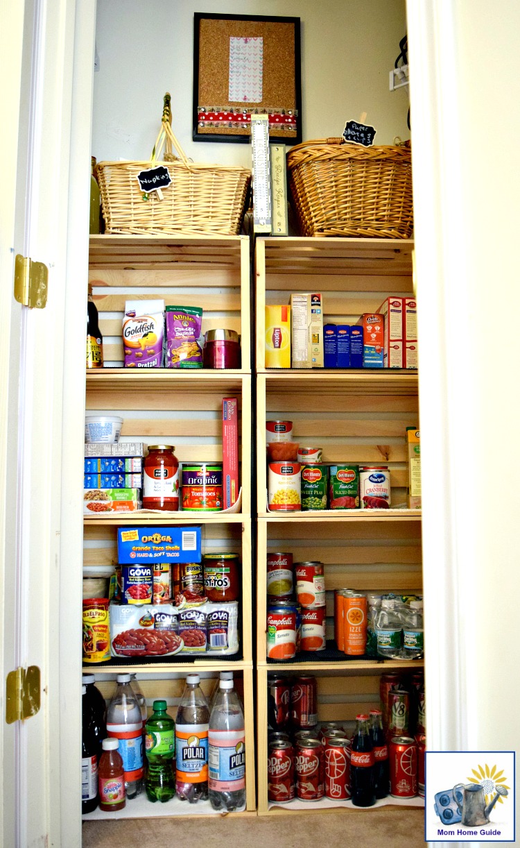 Organized Closet Pantry Mom Home Guide Momhomeguide Com