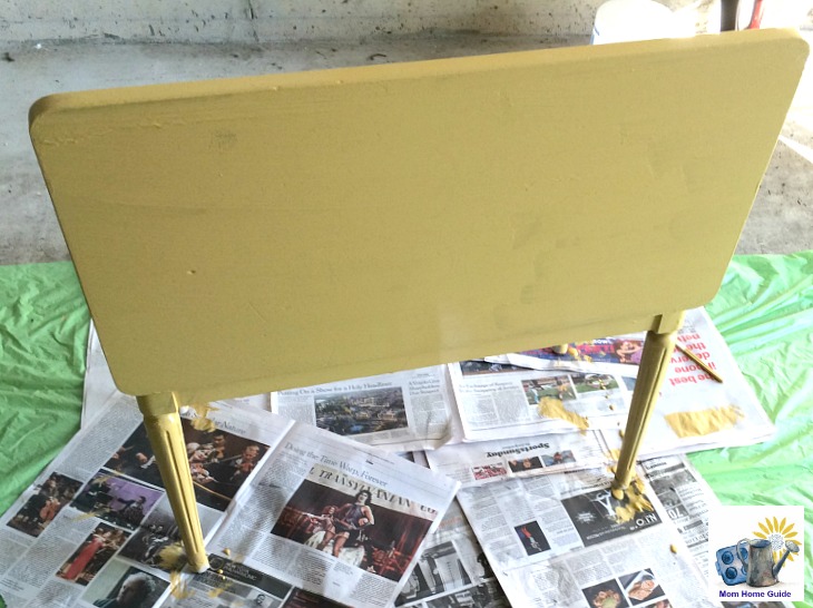 chalk painted piano bench with Chalkworthy paint