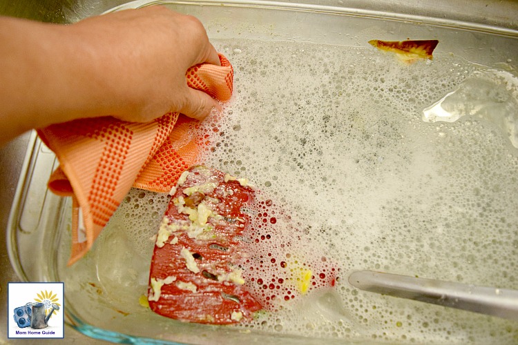 Scotch-Brite® Scrubbing Dish Cloths are great for cleaning casserole dishes