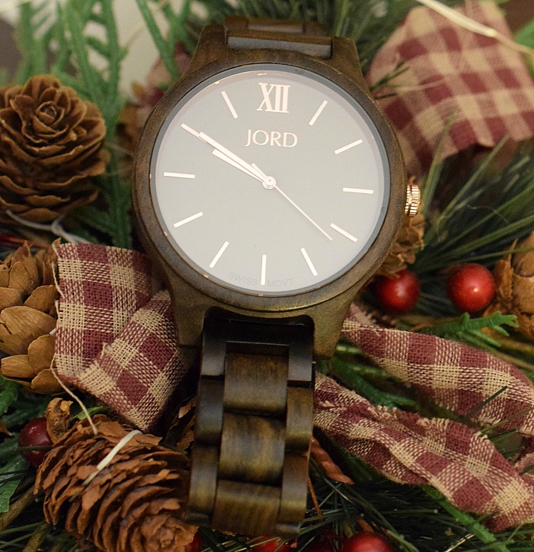 Engravable wood JORD watches make a wonderful holiday gift