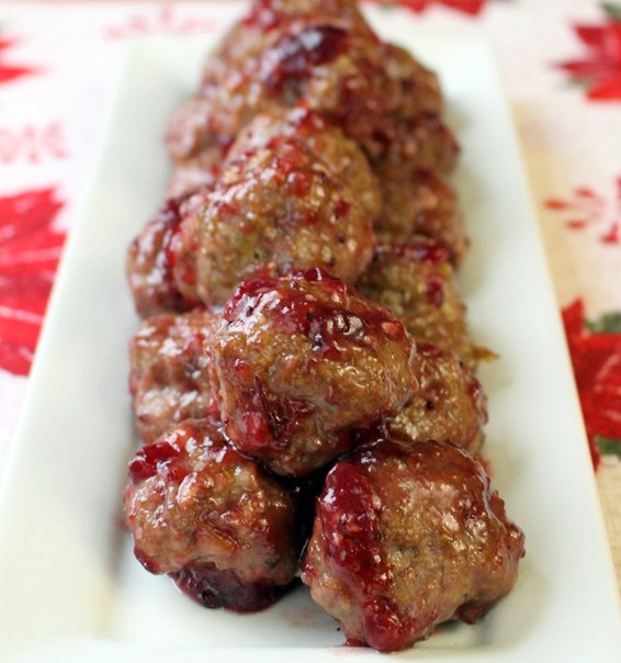 Holiday Meatballs recipe by The Ramblings of a Small Town Girl