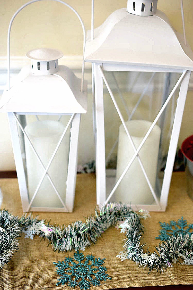 white holiday Christmas lantern set