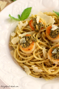 Easy pesto with scallops recipe