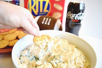 Recipe for homemade chipotle pepper and spinach dip. This dip can be made mild or spicy, and goes great with RITZ Crackers and COKE Zero.