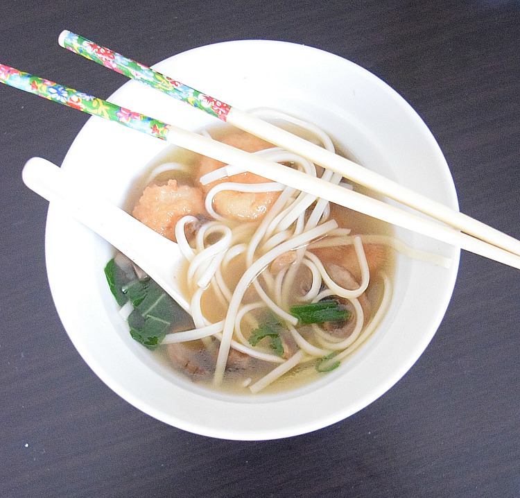 Japanese shrimp udon soup recipe