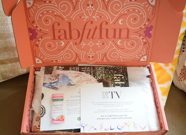 Spring 2017 FabFitFun box