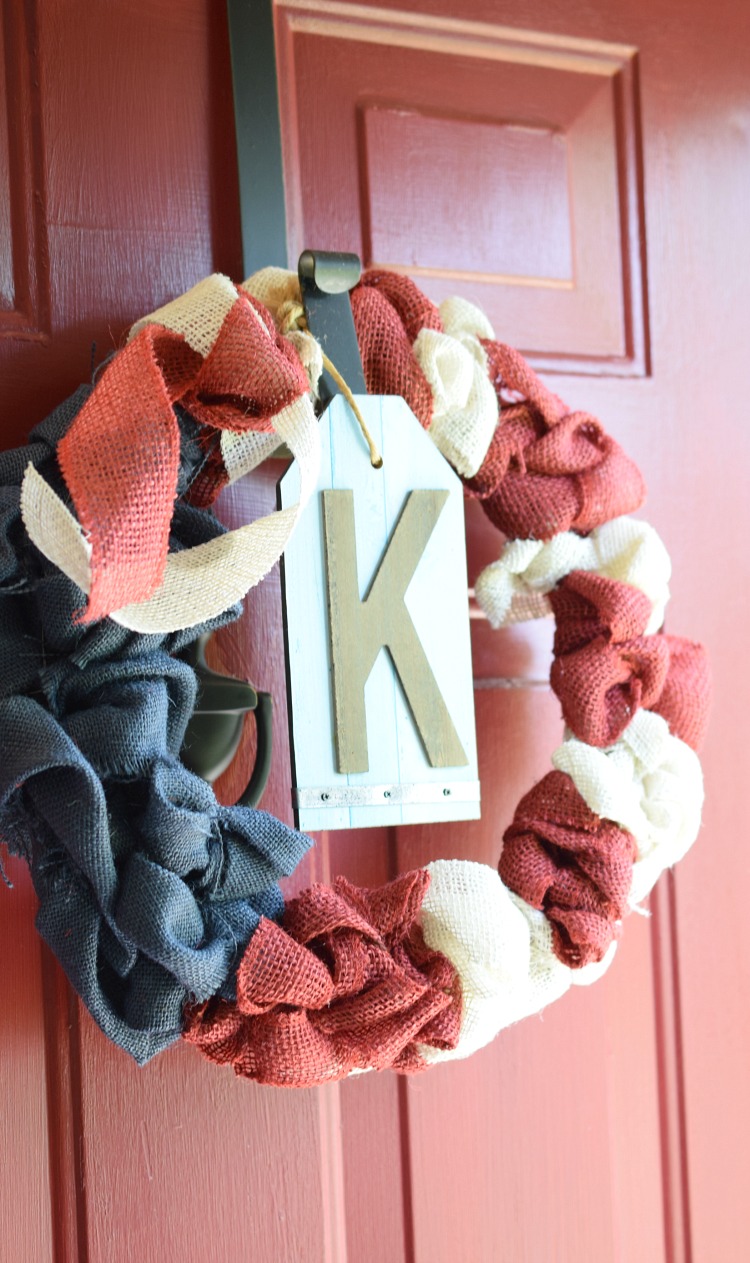 How to make a simple but beautiful red, white and blue burlap bubble wreath