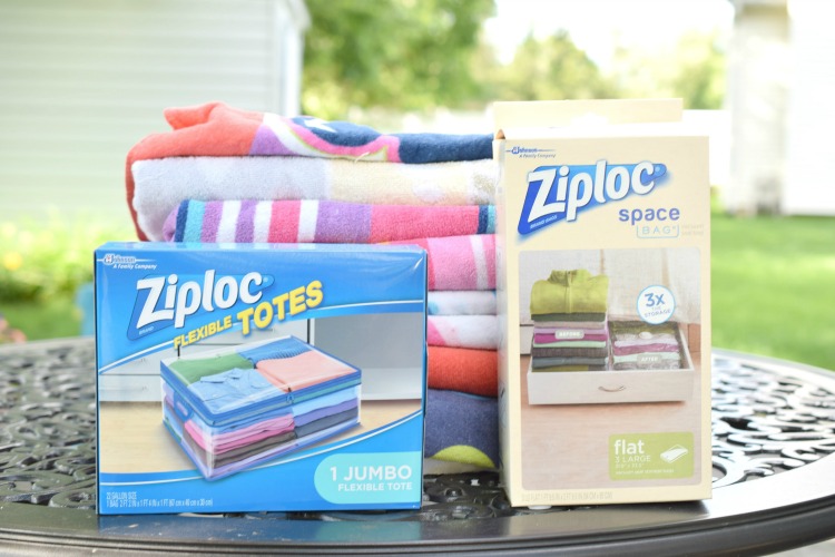 Ziploc Flexible Totes Clothes and Blanket Storage Bags, Perfect for Closet  Organization and Storing Under Beds