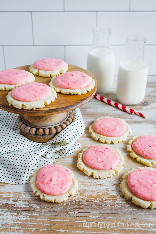 strawberries and cream sugar cookies recipe by Lolly Jane