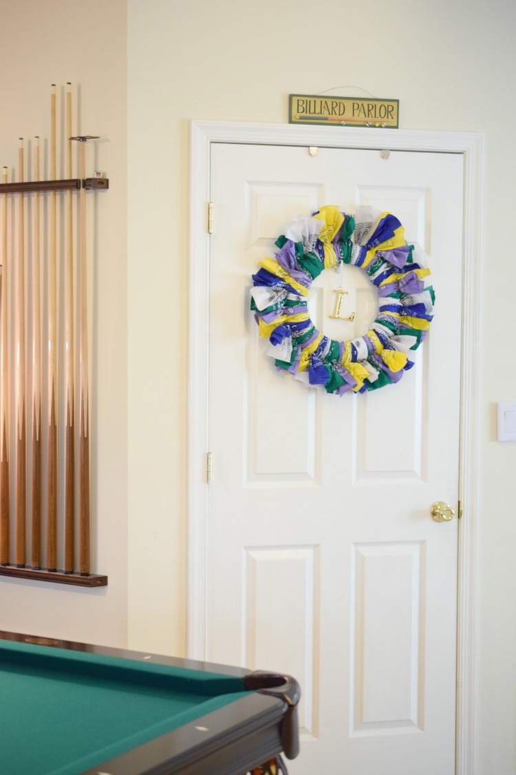 bandana wreath in a family room with a pool table