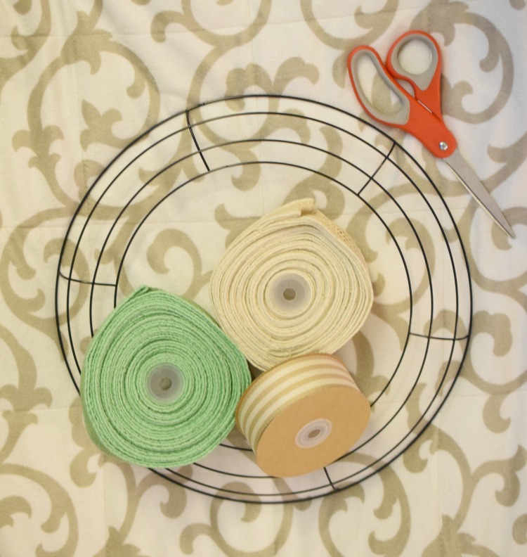 materials for a burlap bubble wreath