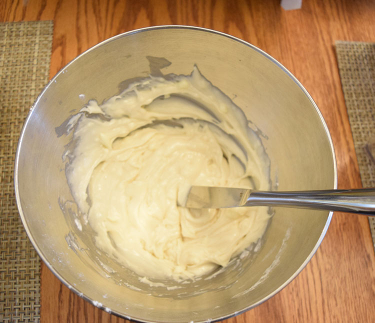 It's easy to make homemade buttercream icing.
