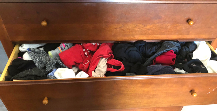 messy-sock-drawer 