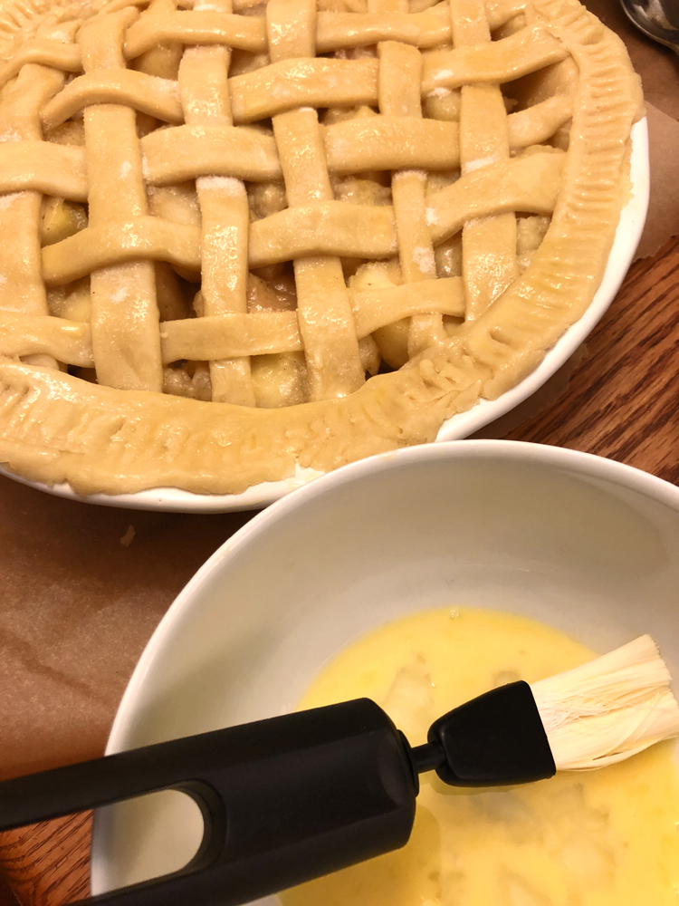 egg wash for a lattice apple pie