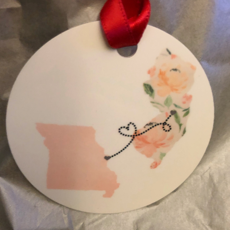 states friends forever apart ornament