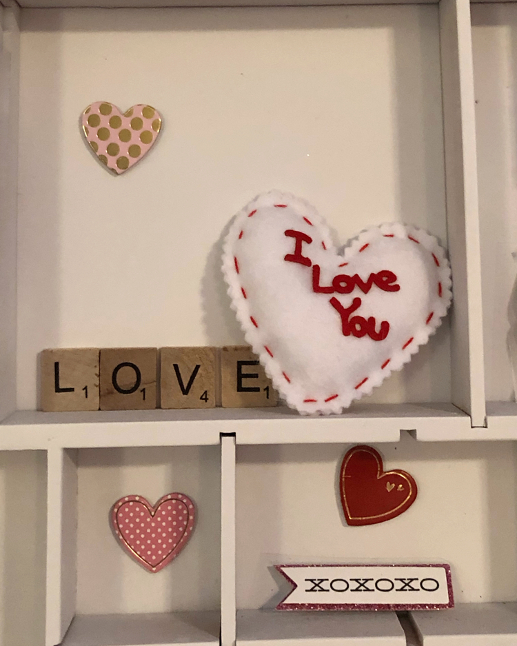 Valentine's Day miniatures in a cute DIY display box