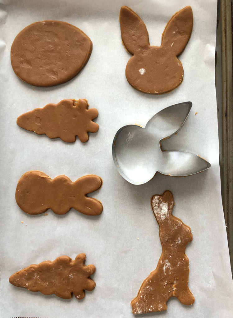 It's fun to bake gingerbread cookies for Easter
