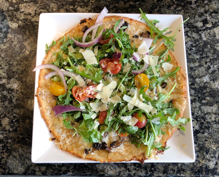 I love this delicious vegetable and shaved parmesan flatbread from Topgolf