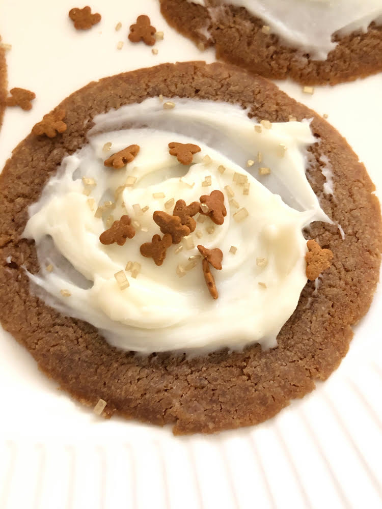 This iced gingerbread cookie recipe is perfect for Christmas