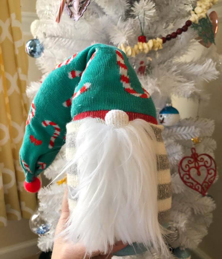 I love how easy it is to craft DIY sock gnomes! Follow this tutorial to make your own!