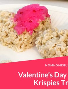 I love this easy and cute recipe for heart-shaped Rice Krispies treats for Valentine's Day!
