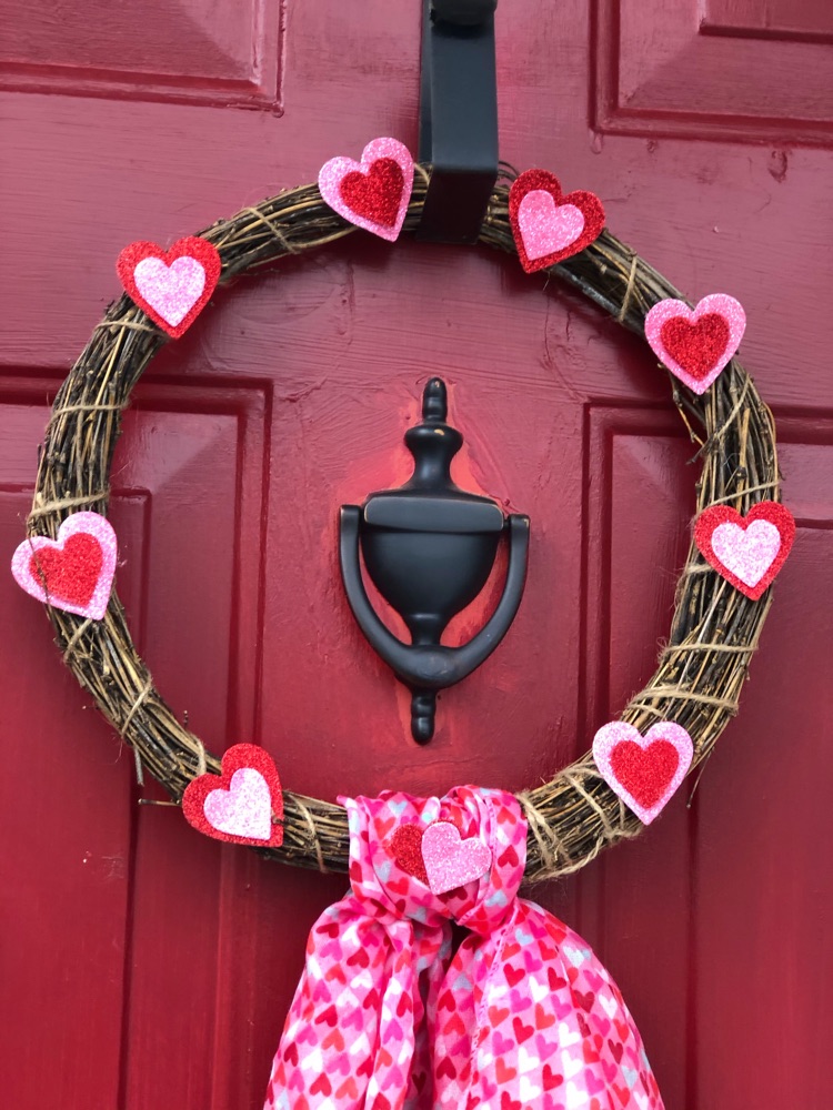 Valentine's Day Wreath made with Dollar Store Items - Morena's Corner