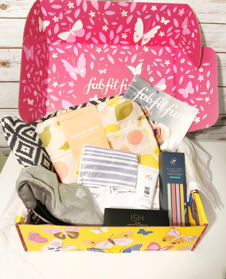 My spring FabFitFun subscription box is filled with all sorts of fashion, beauty and home accessory finds.