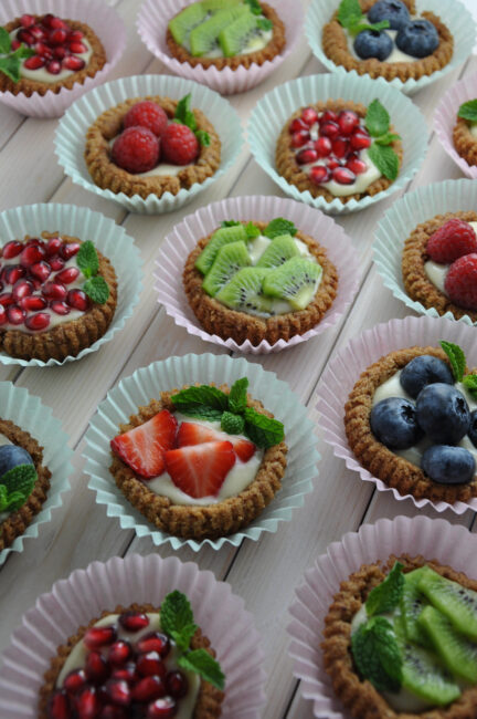 Healthy fruit tarts