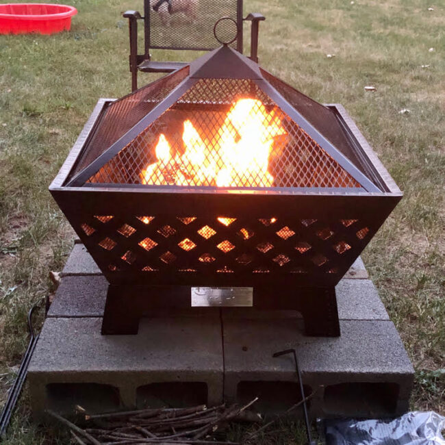 Our New DIY Backyard Fire Pit Area & Fun Family Nights - momhomeguide.com