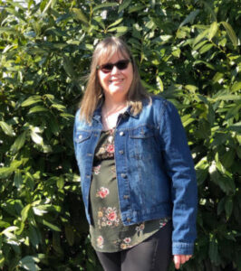 spring floral top, denim top and black leggings