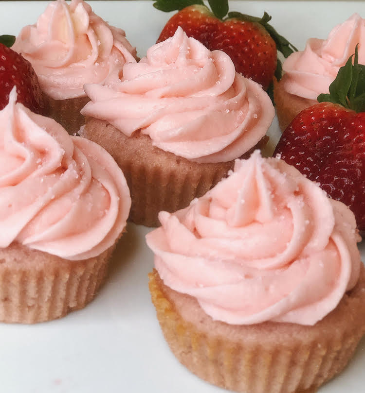 homemade strawberry cupcakes with fresh buttercream icing