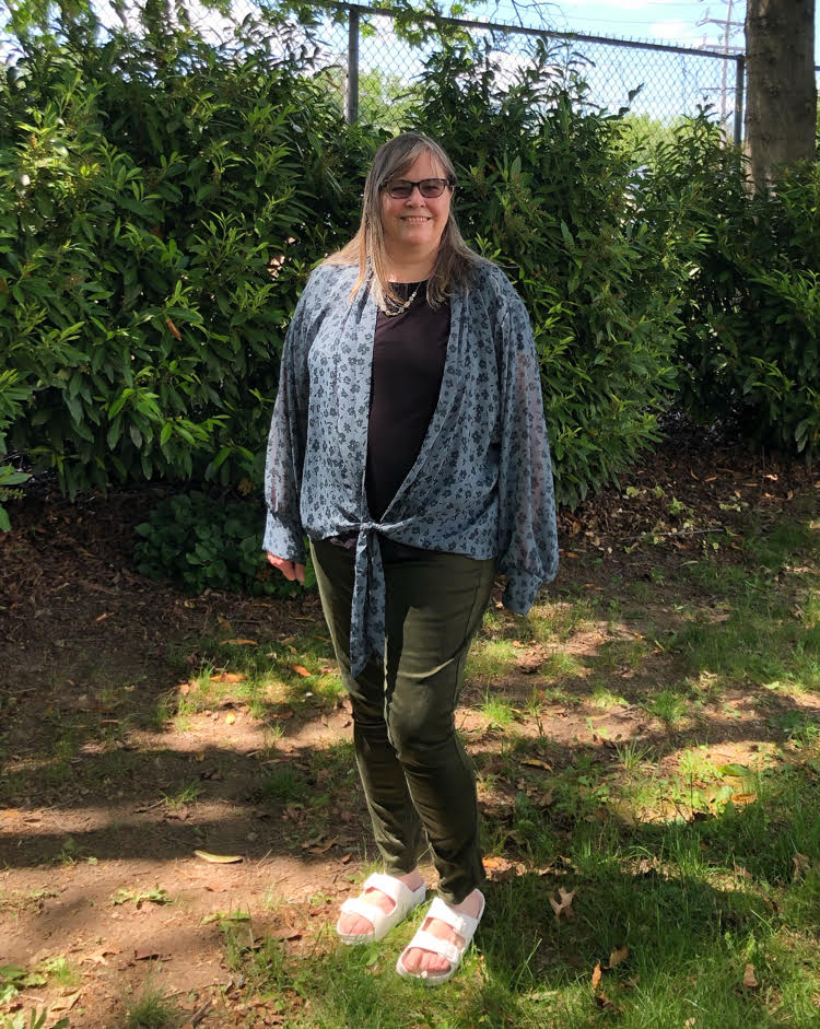 black floral kimono, black tea green plants