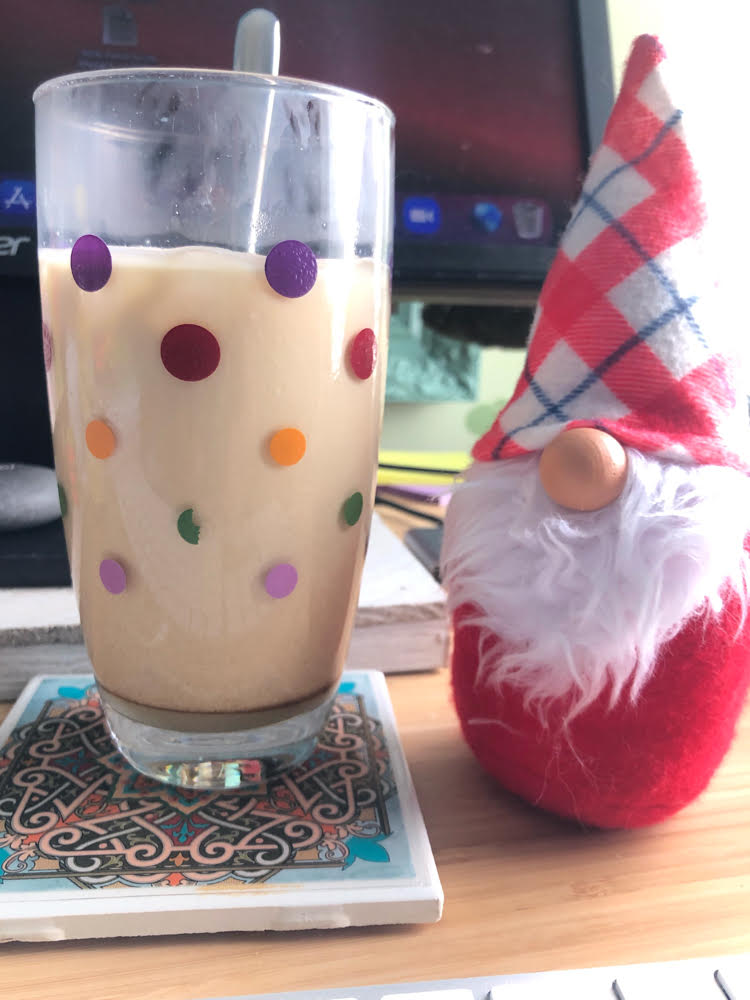 https://momhomeguide.com/wp-content/uploads/2022/07/cold-brew-gnome.jpg