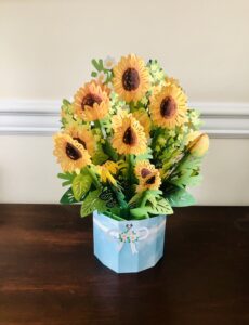 Lovepops pop-up sunflower greeting card