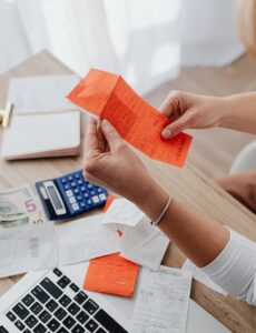 These 5 methods will help you to decrease your monthly bills.