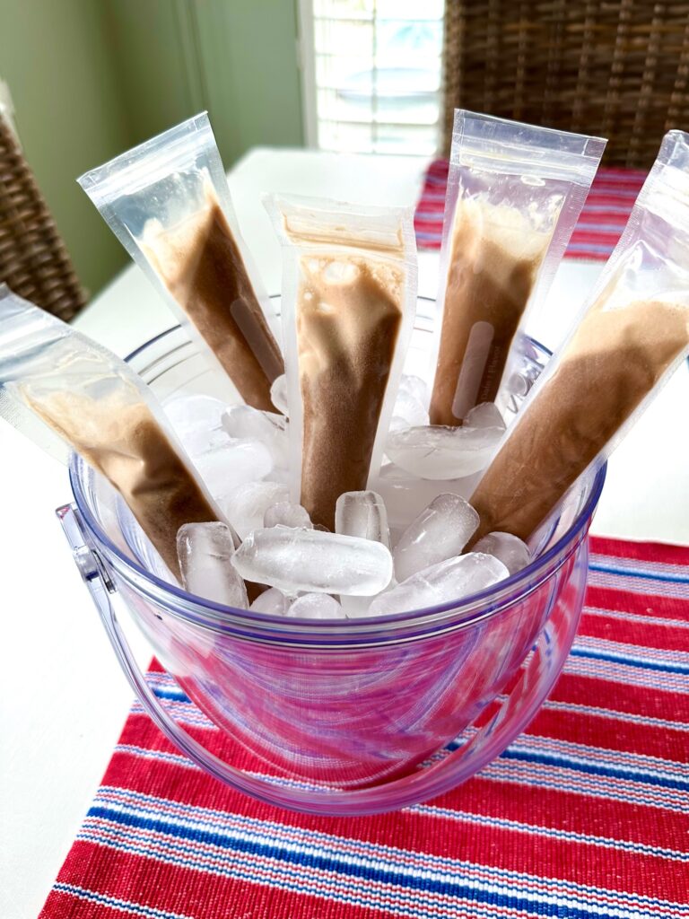 easy three-ingredient fudge popsicles