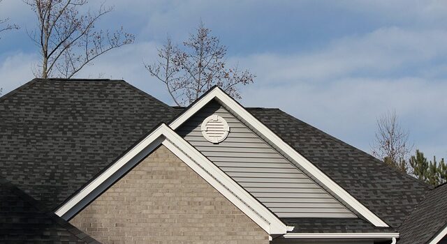 7 Signs That Your Roof Might be in Need of Replacement