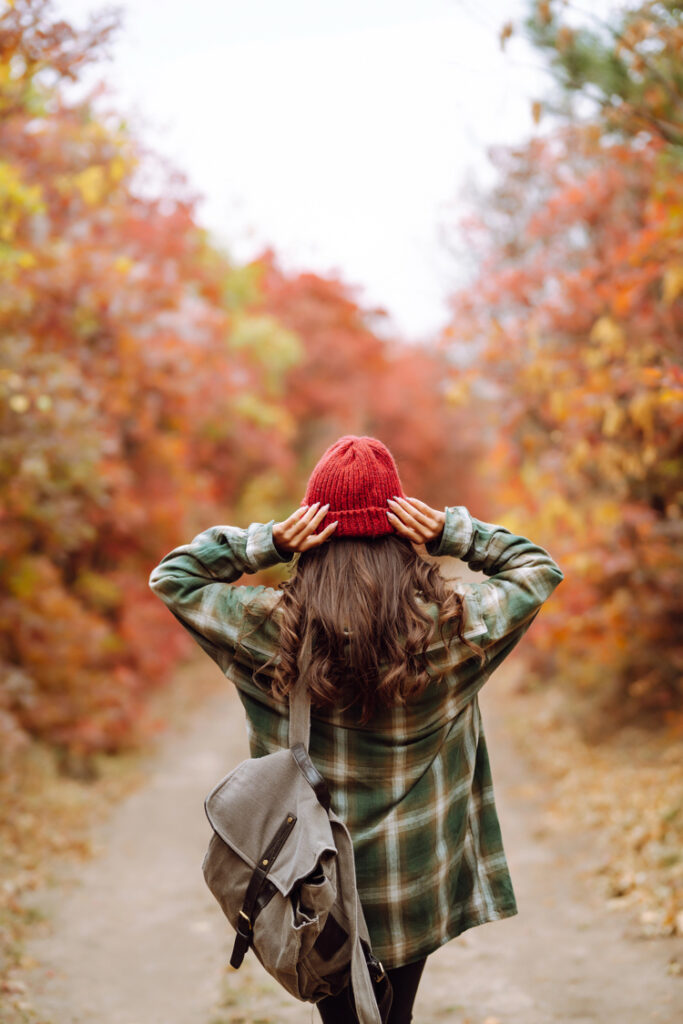 woman, fall, hike, beanie