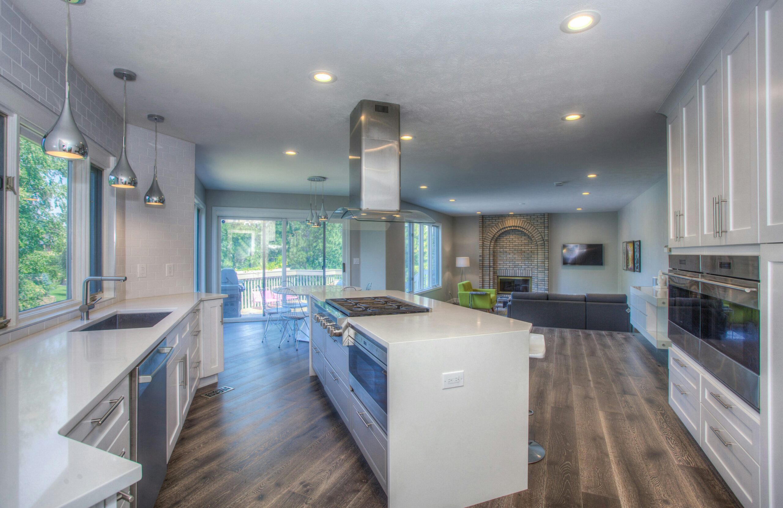 spacious and modern kitchen