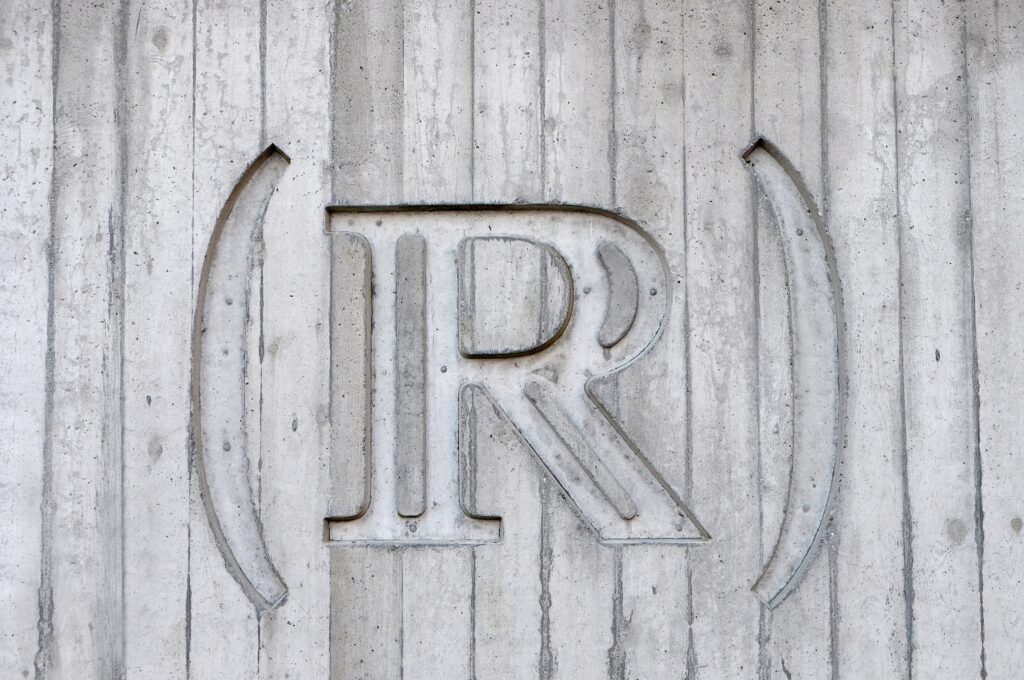 engraved R initial