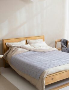 bed, duvet